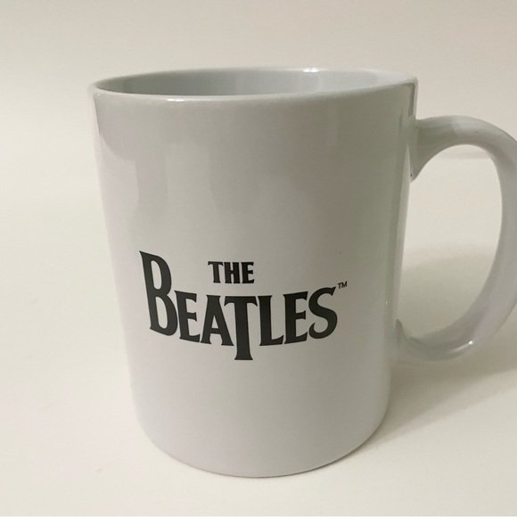 Beatles Magic Mystery Tour Mug with Original Box - Picture 6 of 16